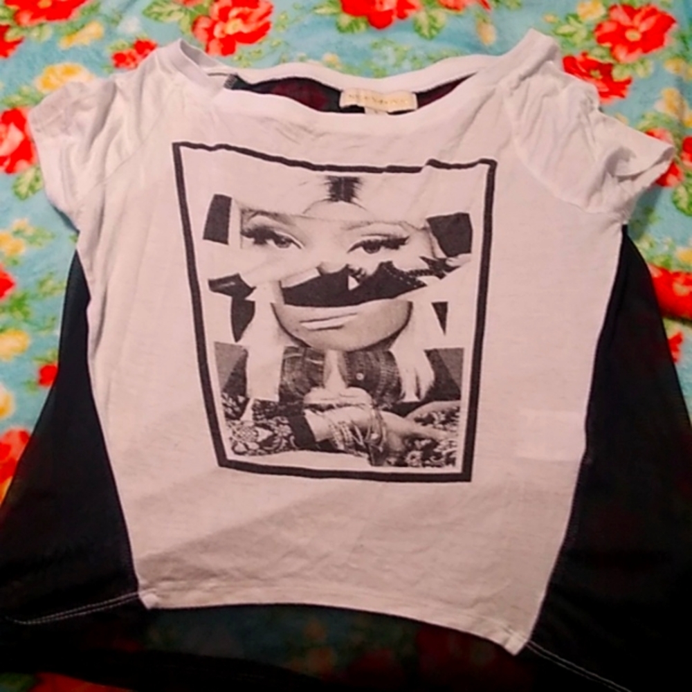 Nicky Minaj shirt